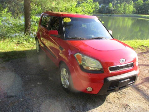 2010 Kia Soul +