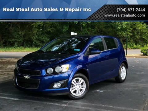 2013 Chevrolet Sonic LT Manual