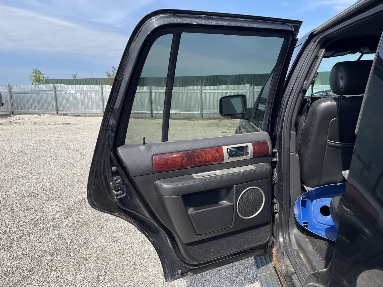 2006 Lincoln Navigator for sale at Twin Cities Auctions in Elk River, MN