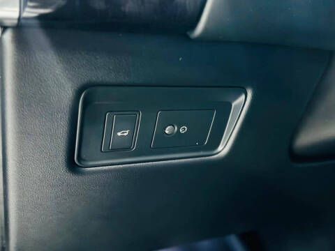 2020 Land Rover Range Rover Sport P525 HSE Dynamic