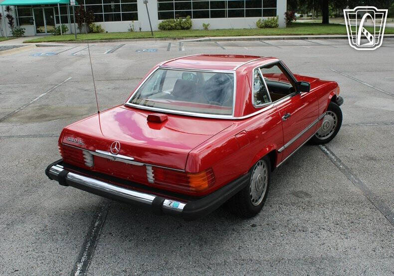 1987 Mercedes-Benz 560-Class 560 SL