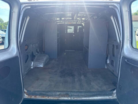 2011 Ford E-Series E-350 SD