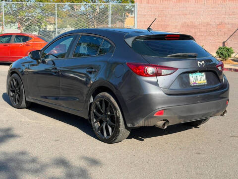 2016 Mazda MAZDA3 i Sport