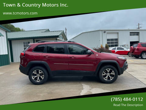 2014 Jeep Cherokee for sale at Town & Country Motors Inc. in Meriden KS