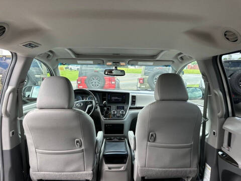 2017 Toyota Sienna