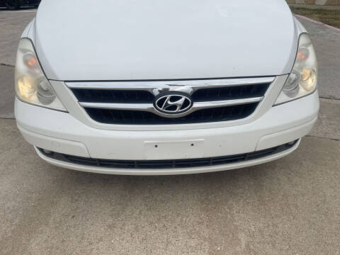 2007 Hyundai Entourage GLS