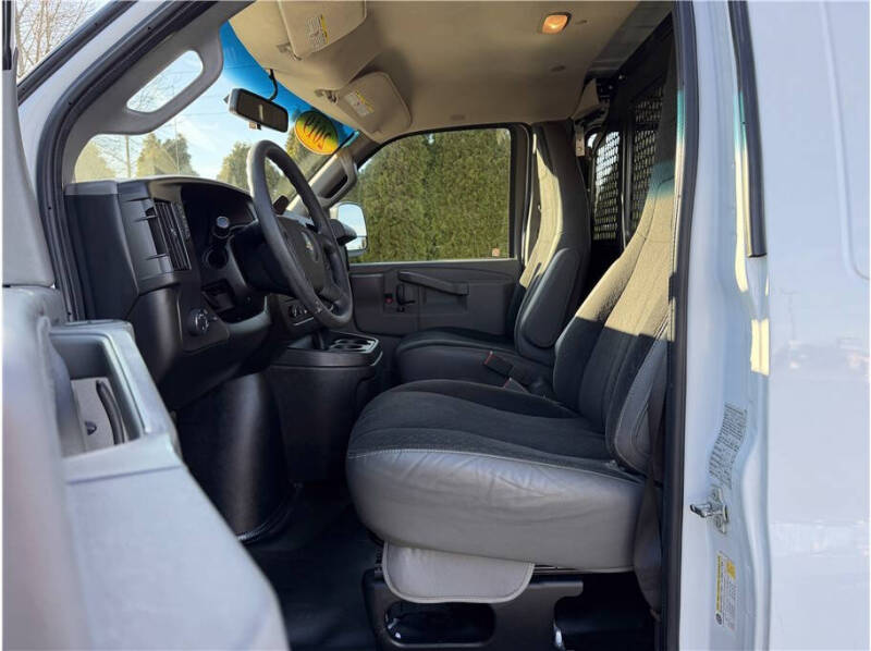 2019 Chevrolet Express 2500
