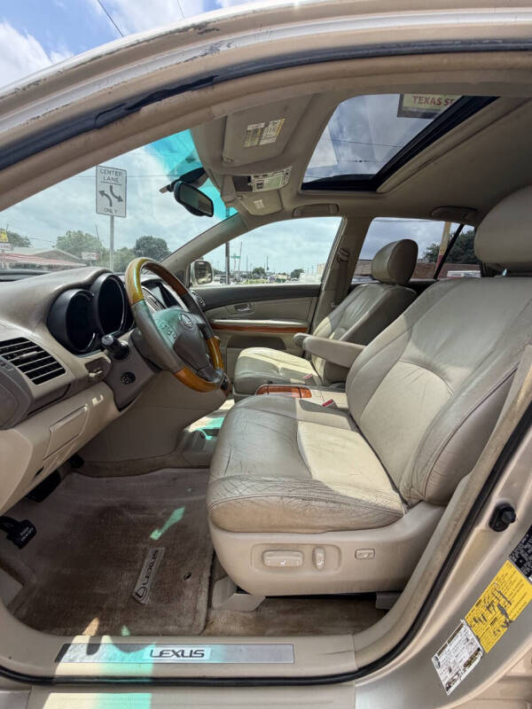 2004 Lexus RX 330