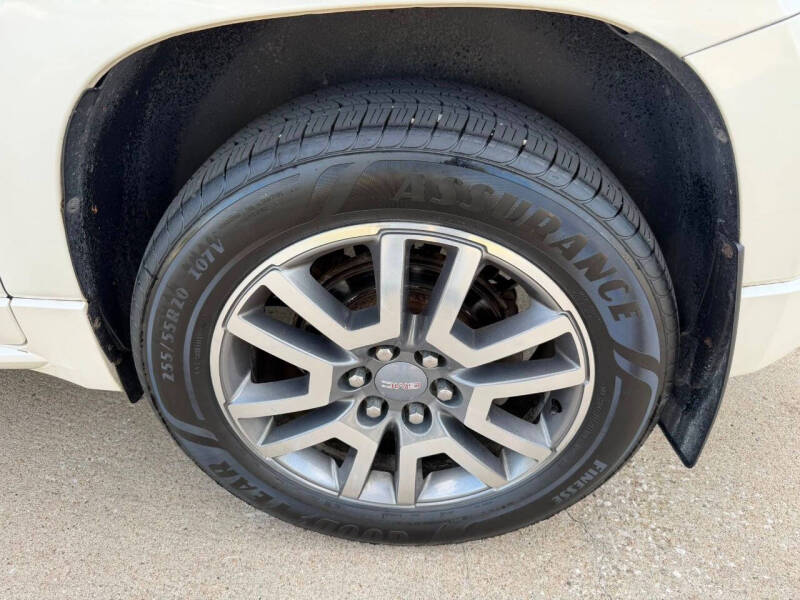 2013 GMC Acadia Denali