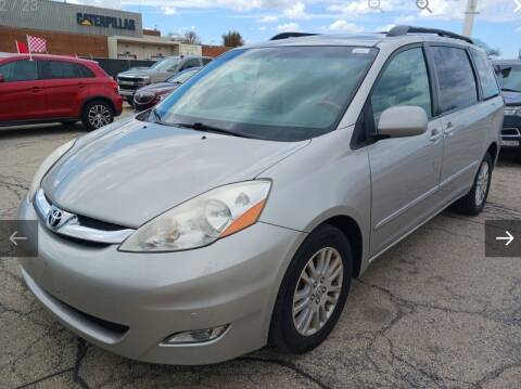2008 Toyota Sienna for sale at Bo's Auto in Bloomfield IA
