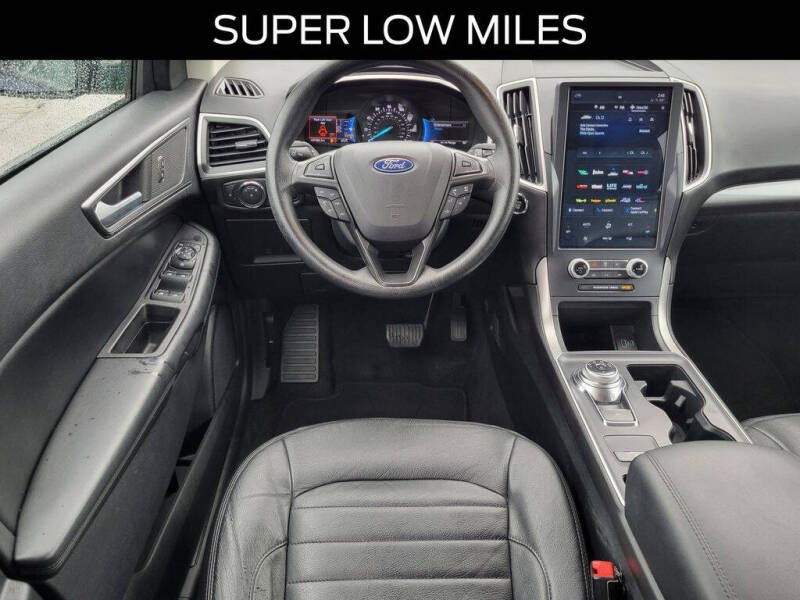 2021 Ford Edge SE