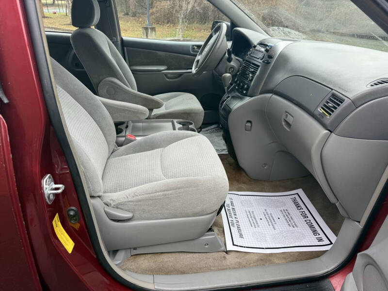 2006 Toyota Sienna CE 7 Passenger