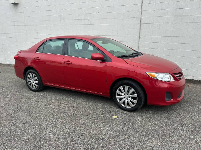 2013 Toyota Corolla LE photo 4