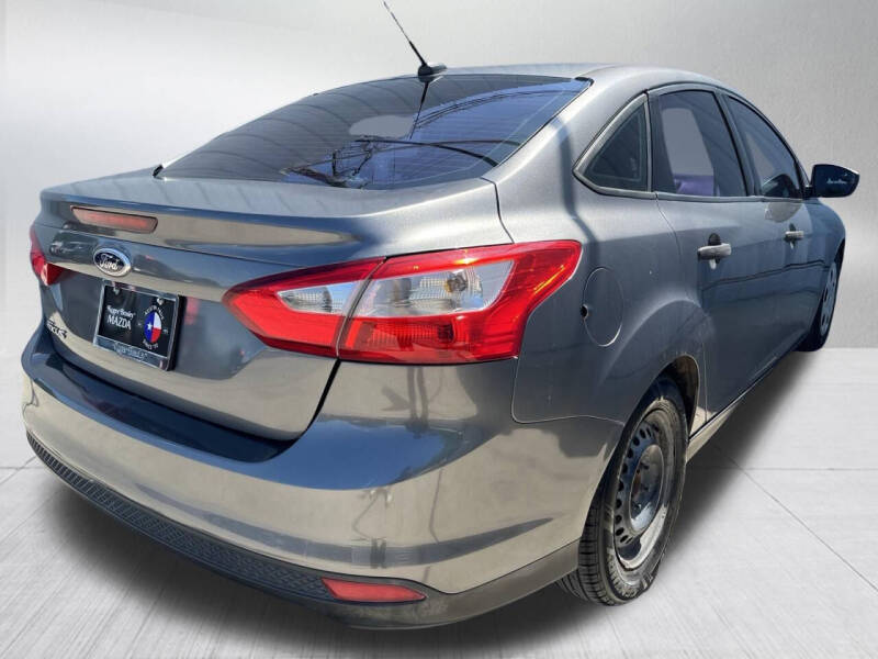 2014 Ford Focus S