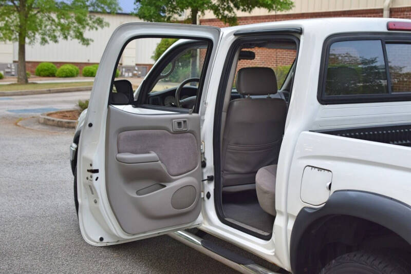 2003 Toyota Tacoma Base photo 69