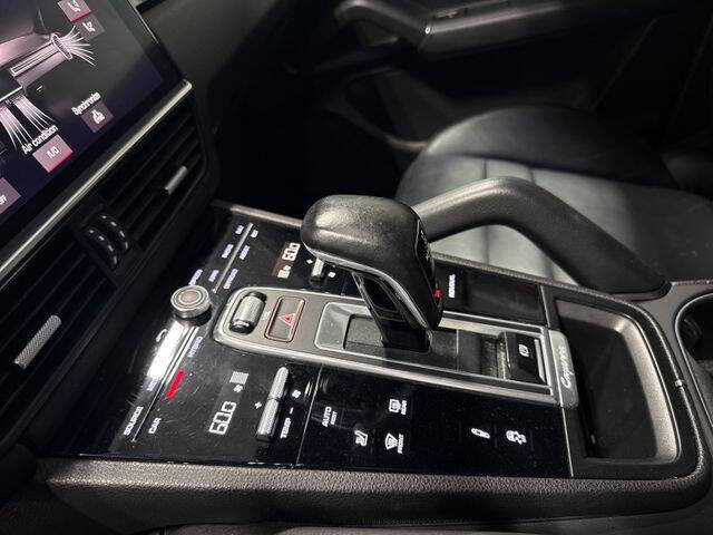 2020 Porsche Cayenne E-Hybrid