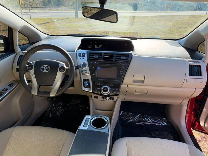 2013 Toyota Prius v Three