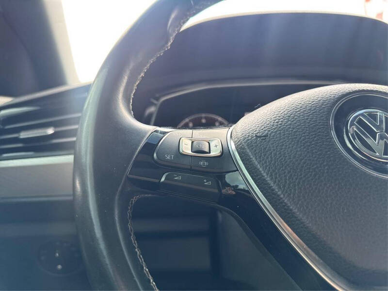 2020 Volkswagen Jetta R-Line