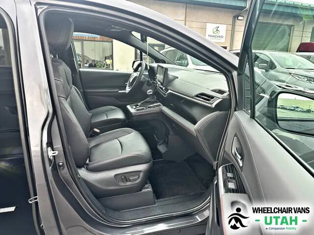 2025 Toyota Sienna XSE 7-Passenger