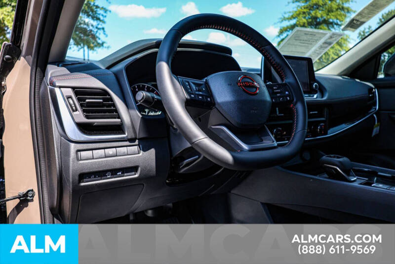 2025 Nissan Rogue Rock Creek