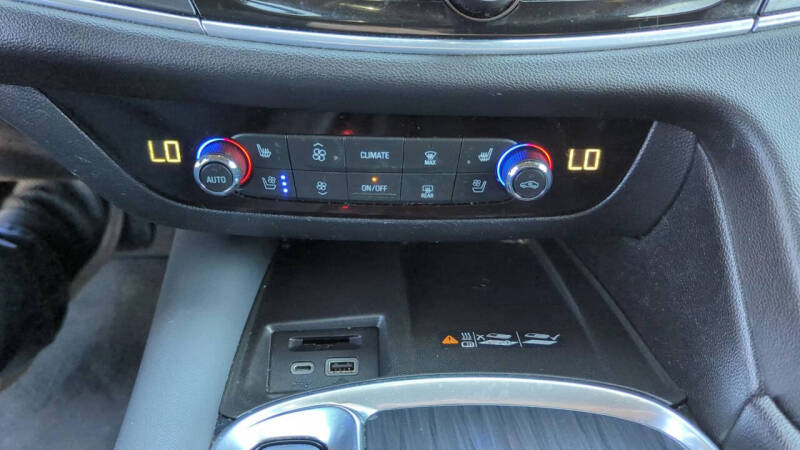 2022 Buick Enclave Premium