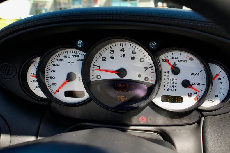 2003 Porsche 911