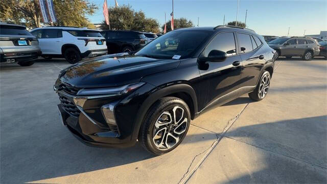 2025 Chevrolet Trax RS