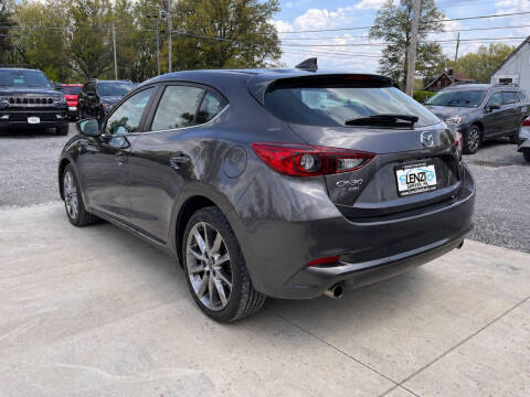 2018 Mazda MAZDA3 Touring