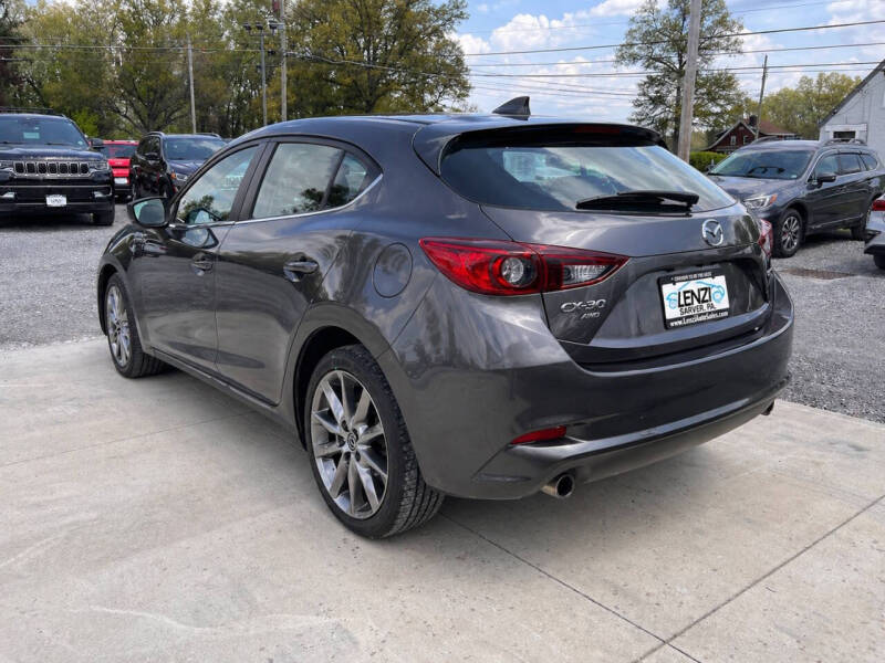2018 Mazda MAZDA3 Touring
