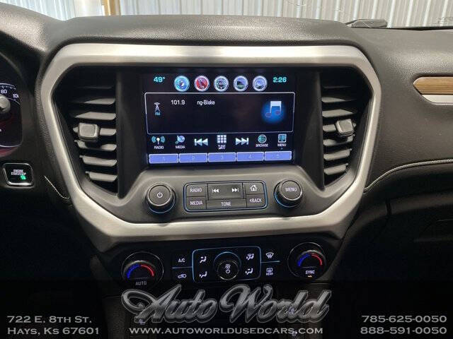 2017 GMC Acadia SLE-2