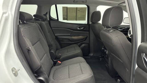 2017 GMC Acadia SLE-2