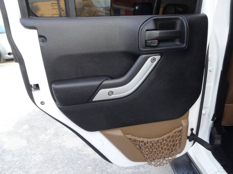 2013 Jeep Wrangler Unlimited Sahara