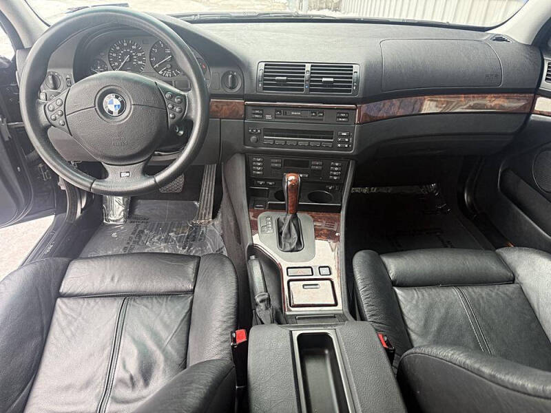 2000 BMW 5 Series 540i