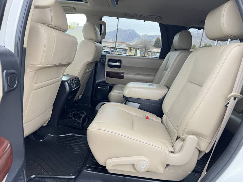 2016 Toyota Sequoia Platinum