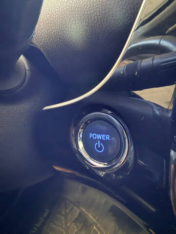 2018 Toyota Prius Three