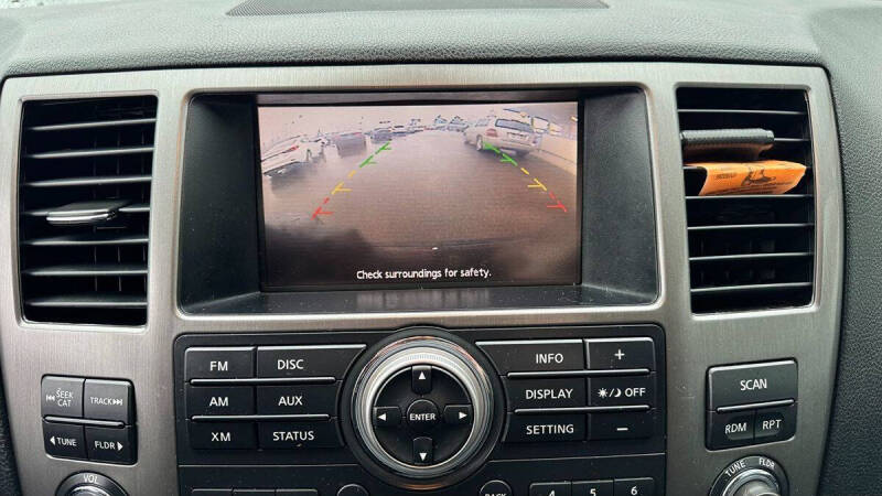 2015 Nissan Armada SV