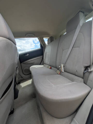2012 Nissan Rogue S