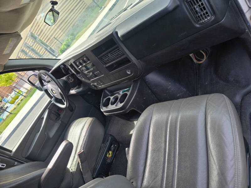 2011 Chevrolet Express 2500