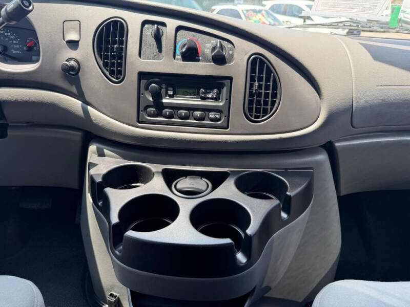 2006 Ford E-Series E-150