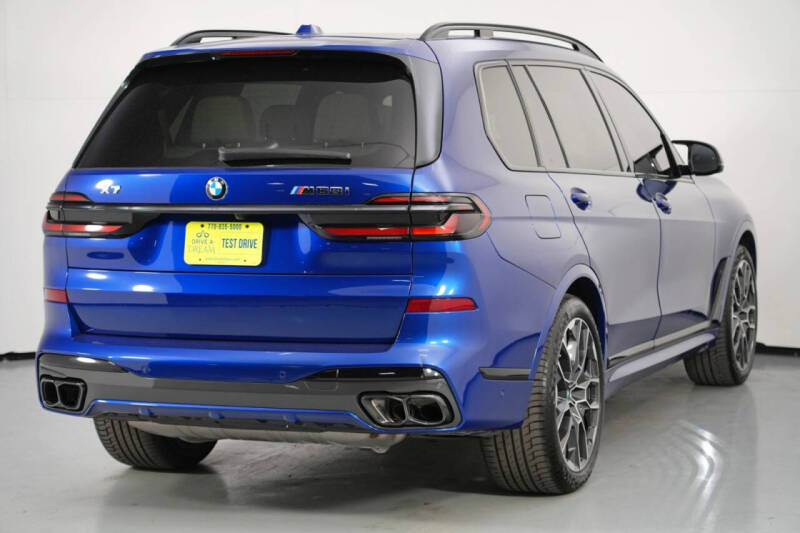 2024 BMW X7 M60i
