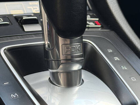 2018 Porsche 911 Carrera GTS