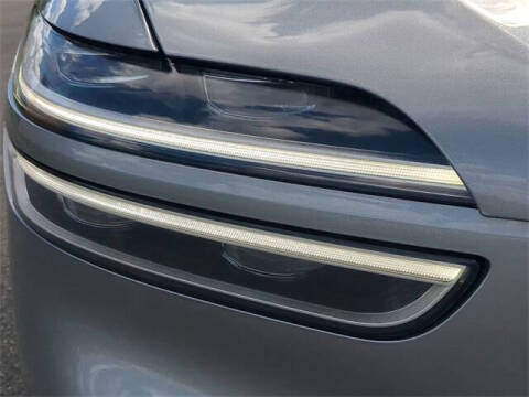 2023 Genesis GV70 2.5T Standard