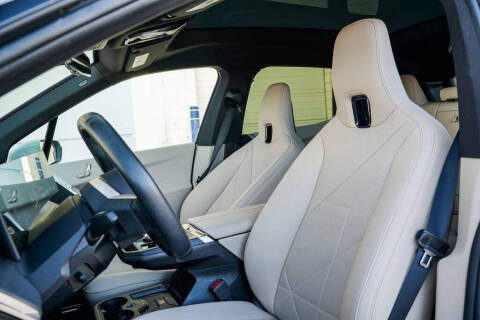 2025 BMW iX xDrive50