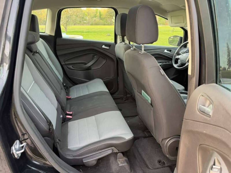 2013 Ford C-MAX Hybrid SE