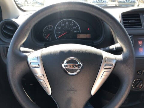 2019 Nissan Versa S Plus