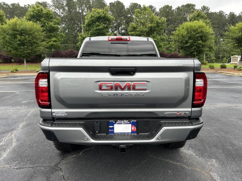 2025 GMC Canyon AT4