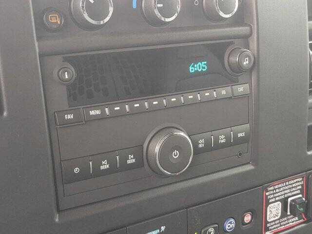 2025 GMC Savana 2500