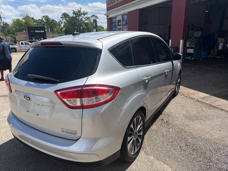 2017 Ford C-MAX Hybrid Titanium