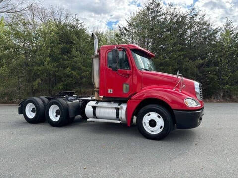 2006 Freightliner Columbia 120