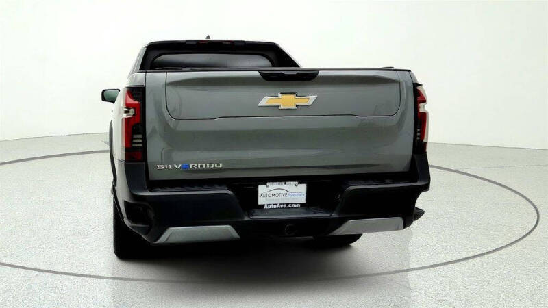 2026 Chevrolet Silverado EV LT